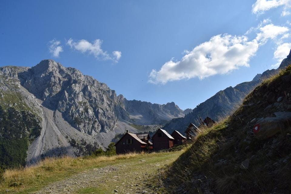 Property building, Natural landscape, Mountain view