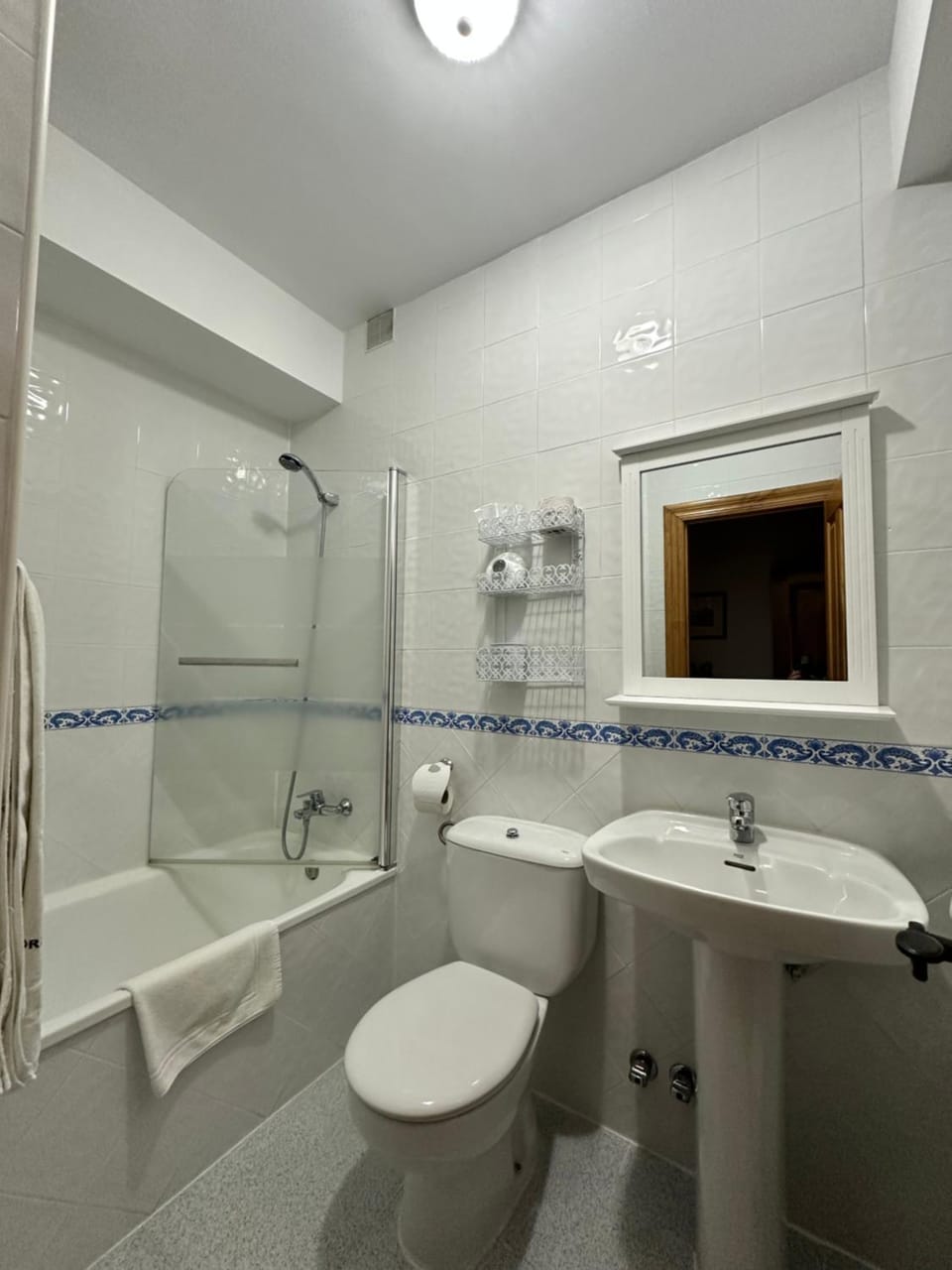 Toilet, Bathroom, Bath