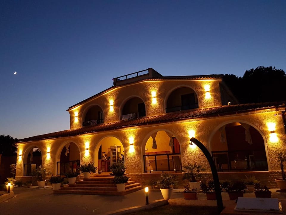 Villa Sunset B&B/Apartments Bed and Breakfast in Fontane Bianche