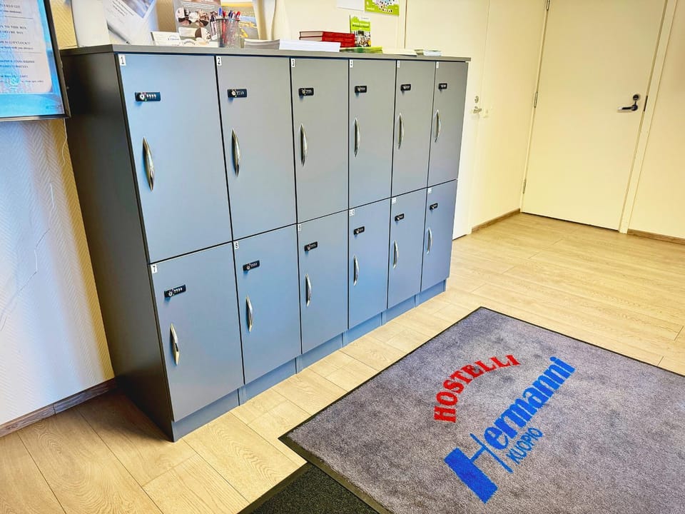 locker