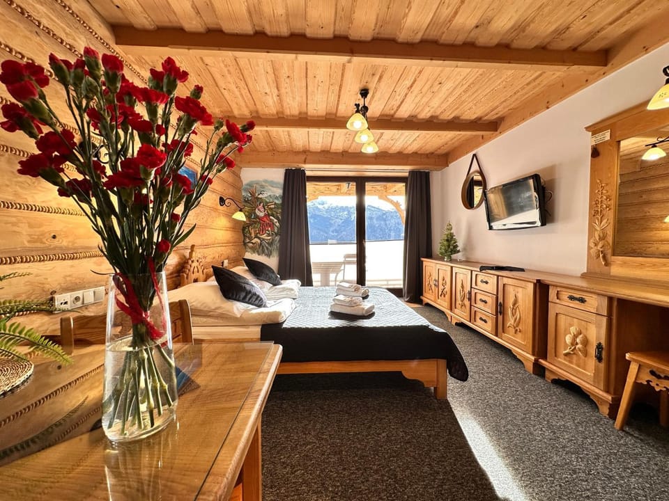 View (from property/room), Balcony/Terrace, Photo of the whole room