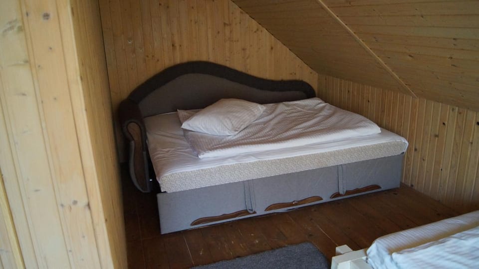 Шале на зарінку Inn in Ukraine