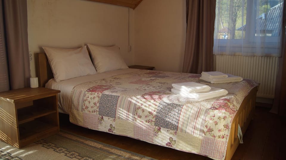 Шале на зарінку Inn in Ukraine