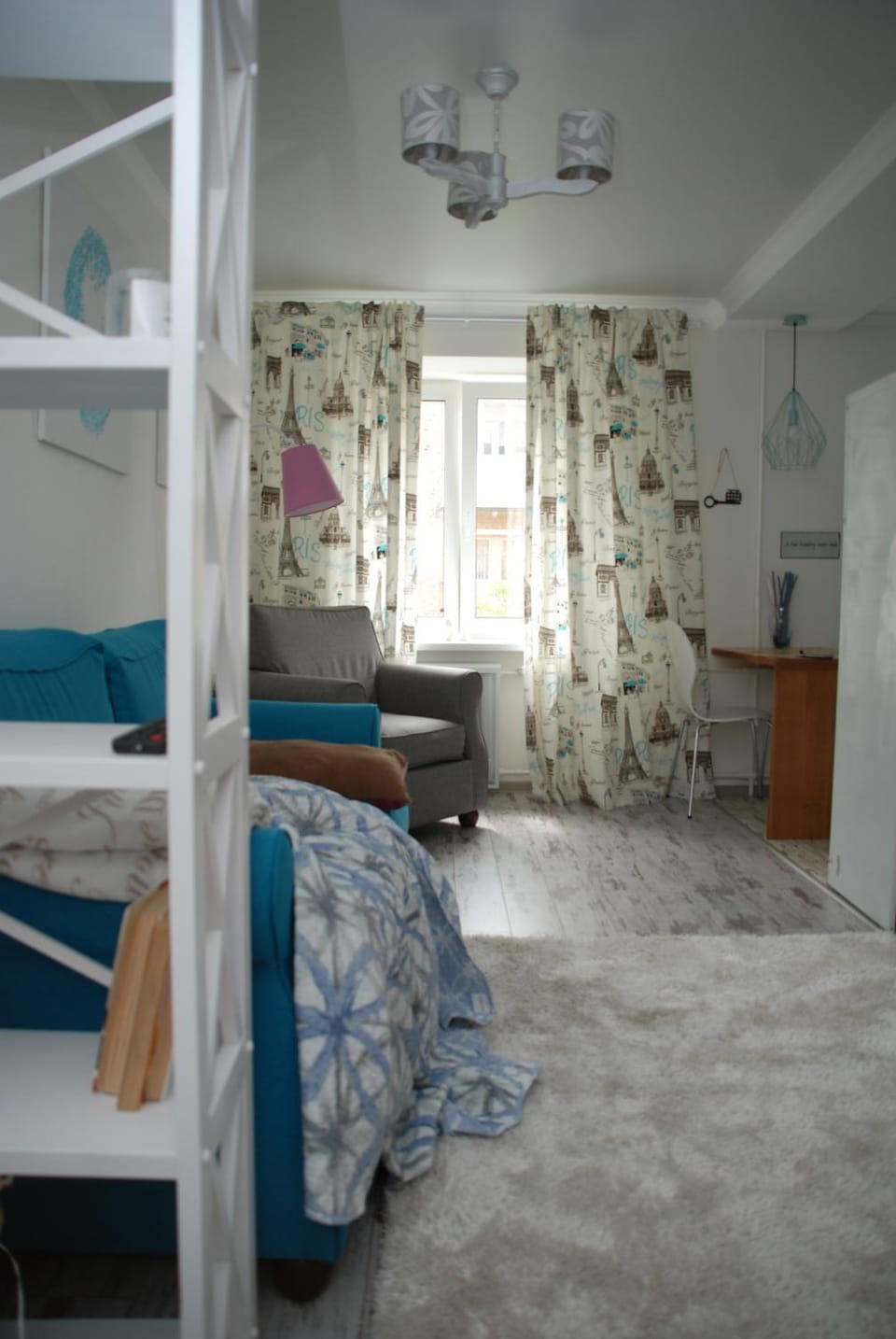 Бело-голубая безмятежность Apartment in Ukraine