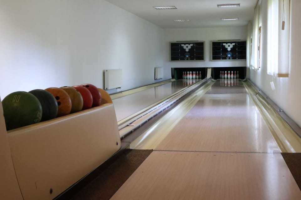 Bowling