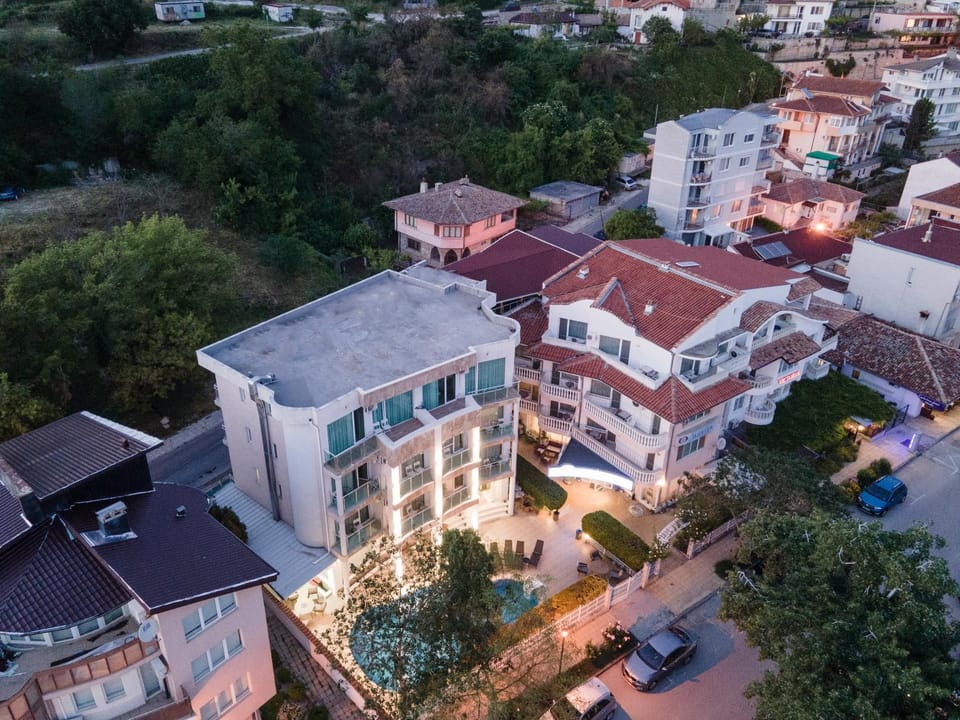 Property building, Day, Street view