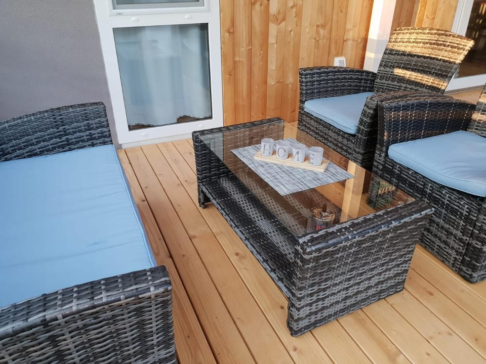 Balcony/Terrace, Seating area