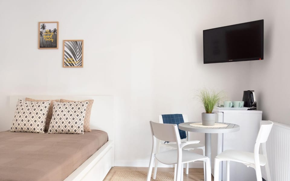 TV and multimedia, Seating area