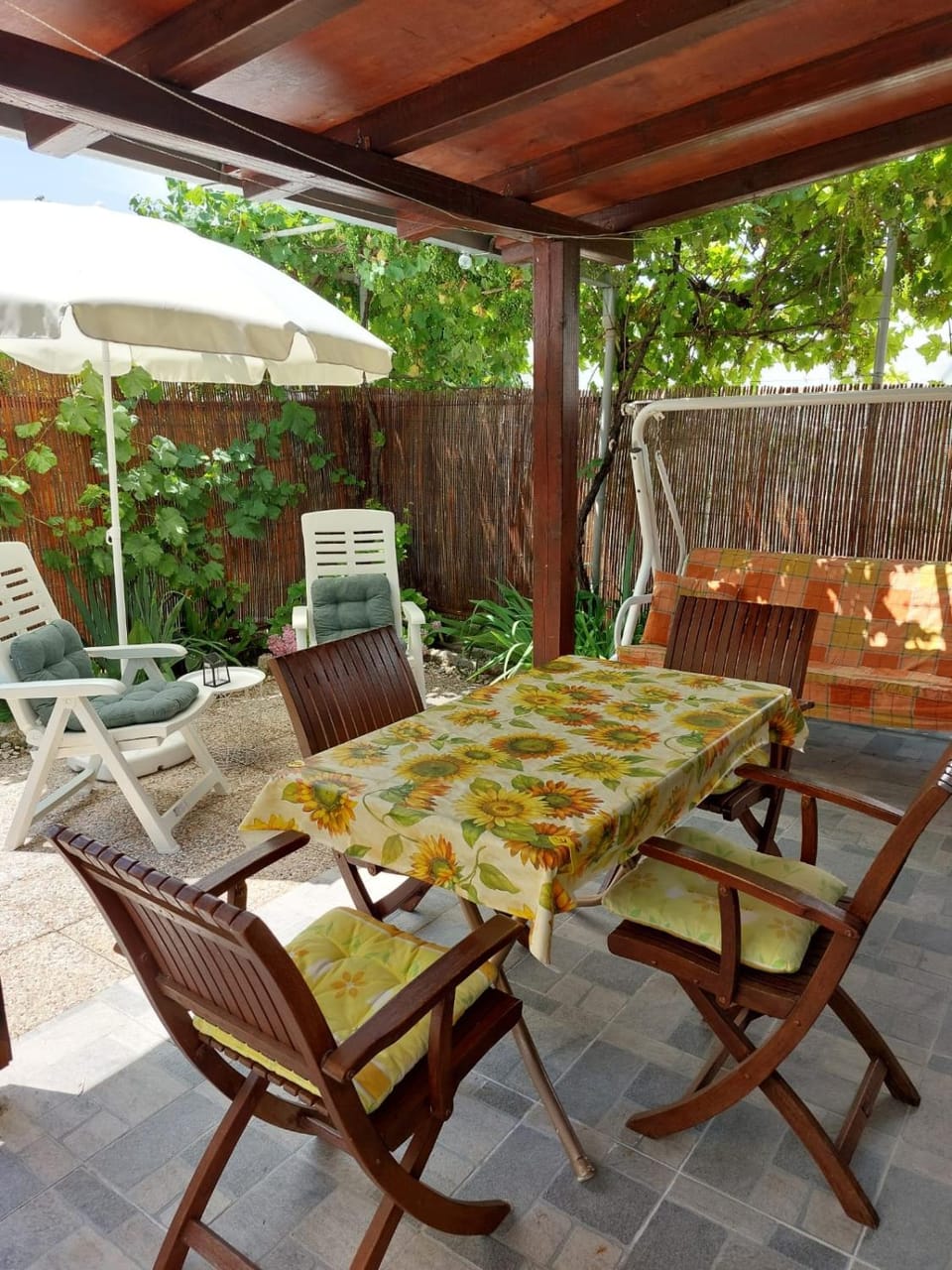 Apartment Taja, cijela kuća i vrt samo za vas Apartment in Split