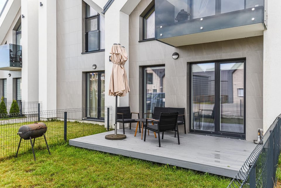 Patio, Balcony/Terrace, Seating area