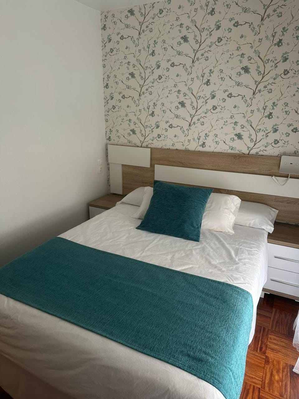 Hostal San Fernando Bed and Breakfast in Santander
