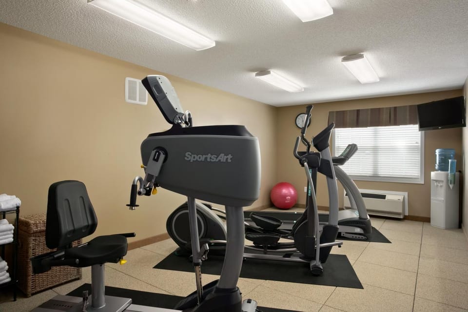 Microtel Inn & Suites By Wyndham Mineral Wells/Parkersburg Hotel in Ohio