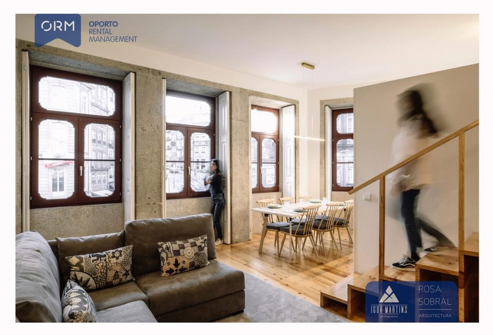 Bathroom, TV and multimedia, Coffee/tea facilities, Kitchen or kitchenette, Living room, Seating area, Dining area, Bedroom, City view