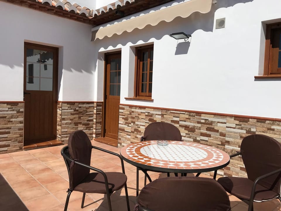 Patio, Balcony/Terrace
