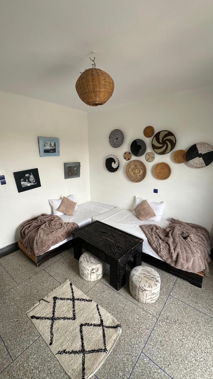 Bed, Photo of the whole room, Decorative detail, Bedroom