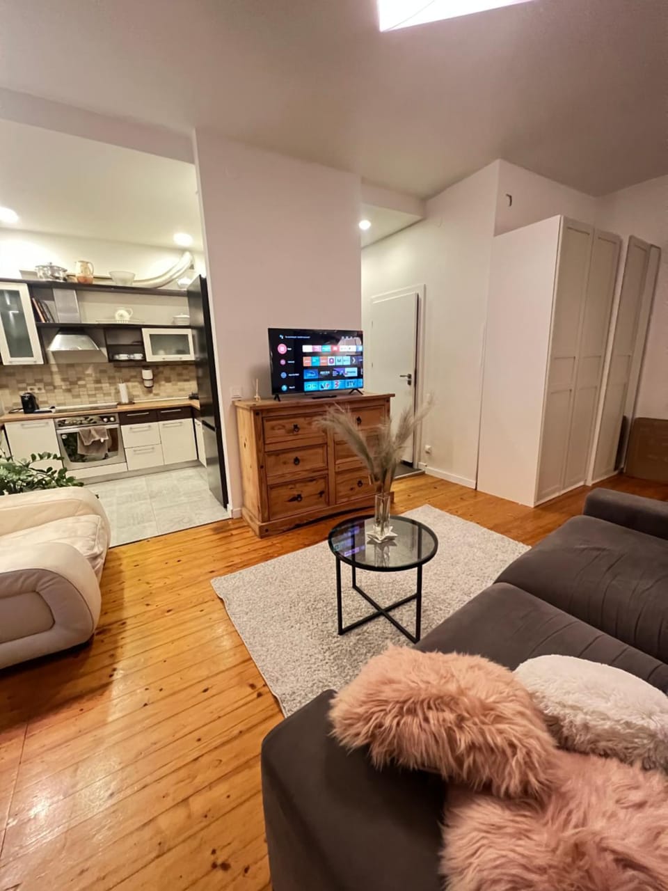 Cozy appartment in the Heart of Old Town with free parking Apartment in Vilnius