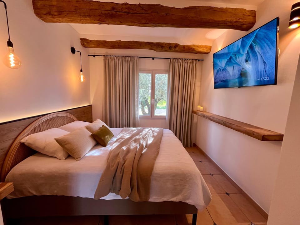 Domaine de la Ferme Para Lou Bed and Breakfast in French Riviera