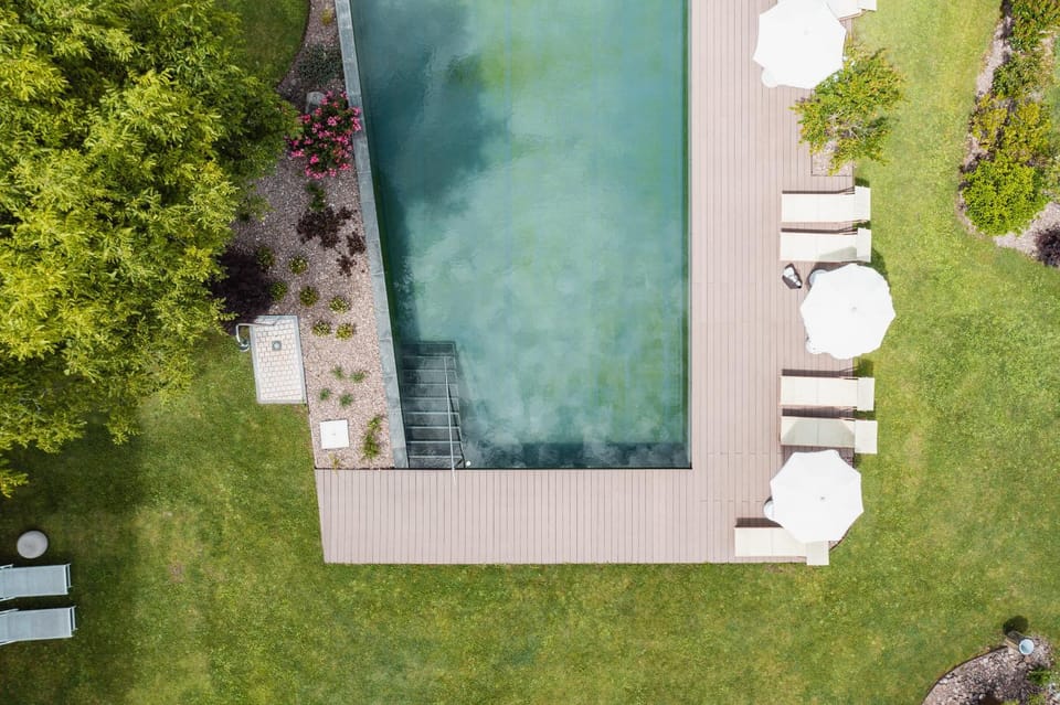 Pool view, Swimming pool, sunbed