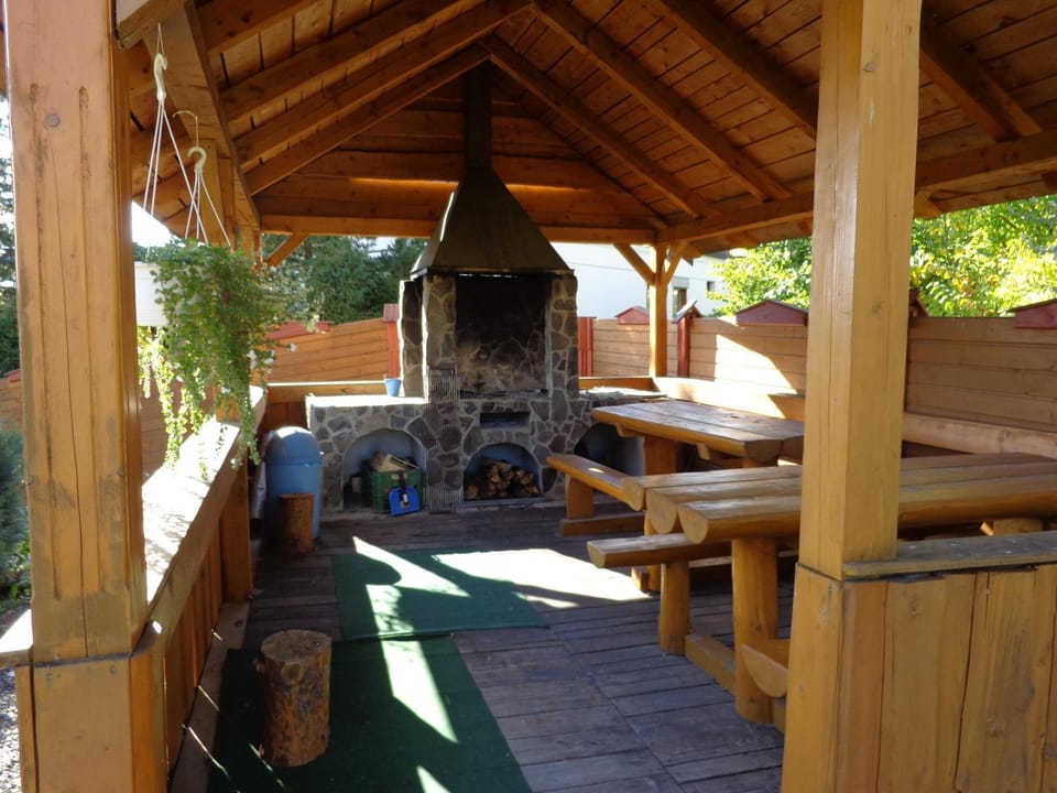 Day, BBQ facilities