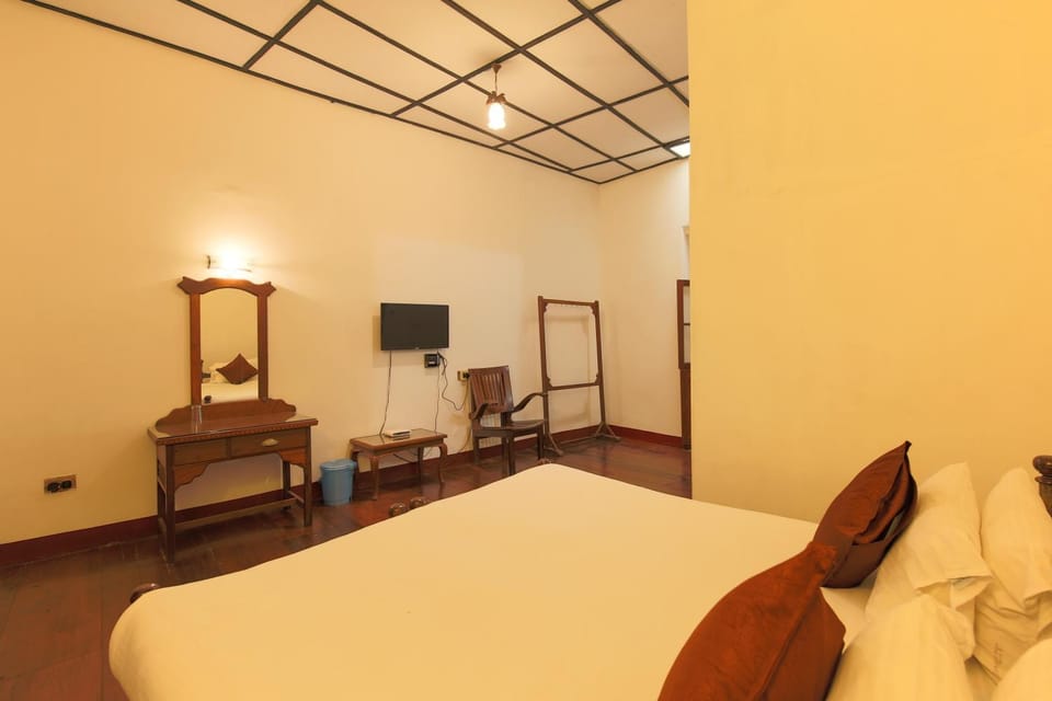 Rossitta Wood Castle Bed and Breakfast in Kochi