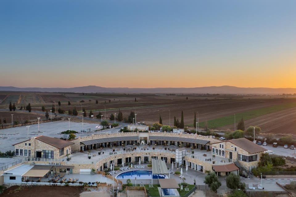 Natural landscape, Bird's eye view, Mountain view, Pool view, Swimming pool, Sunrise
