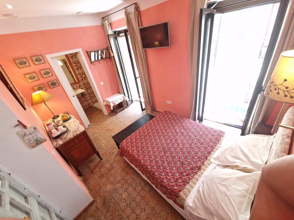 Hostal Casa Del Buen Viaje Bed and Breakfast in Seville