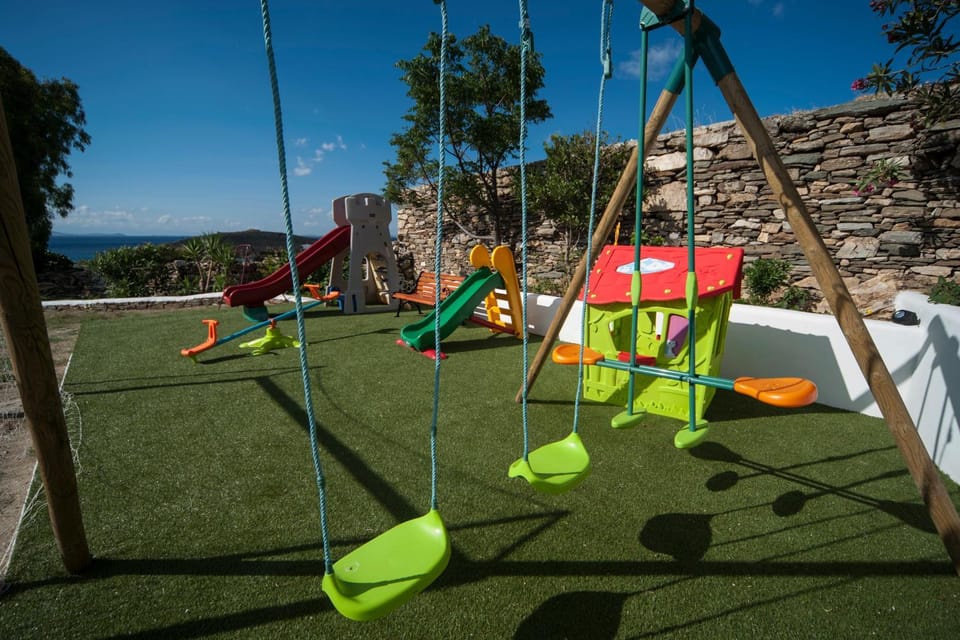 Garden, Area and facilities