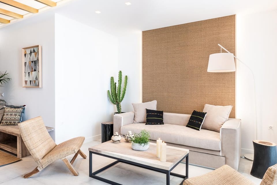 Living room, Seating area