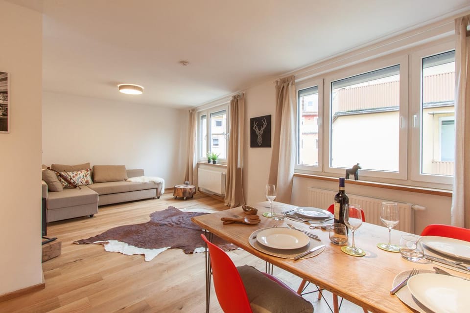 Living room, Seating area, Dining area