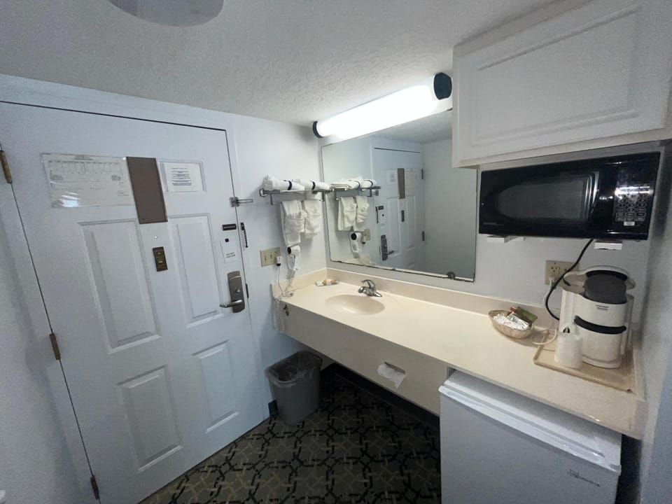 Bathroom, Coffee/tea facilities