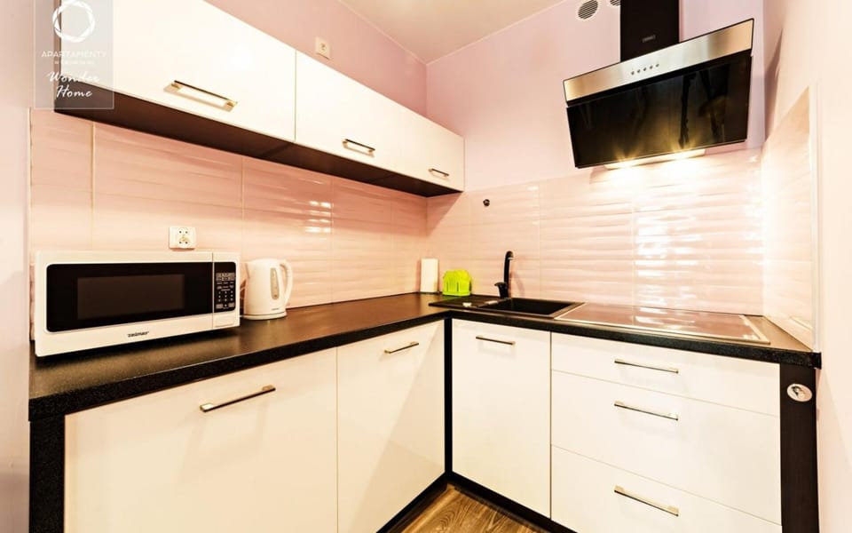 Kitchen or kitchenette, pet friendly, stove