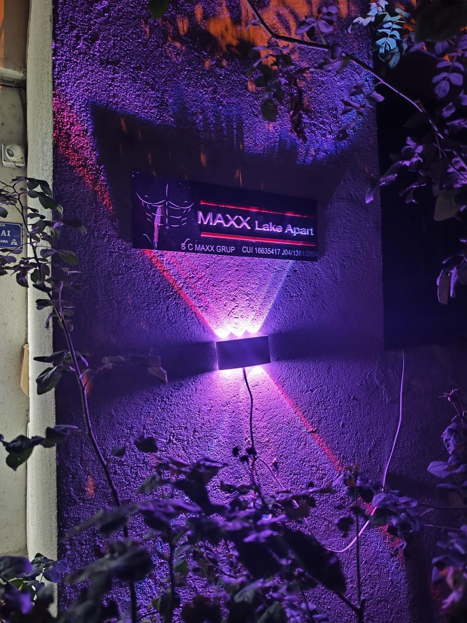 MAXX Lake Apart Apartment in Romania