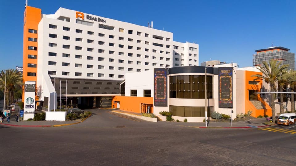 Property building, Location
