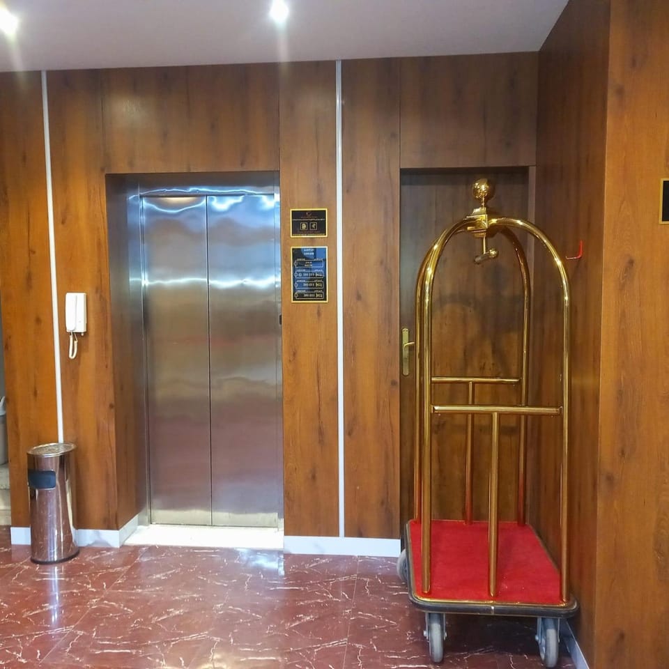 elevator