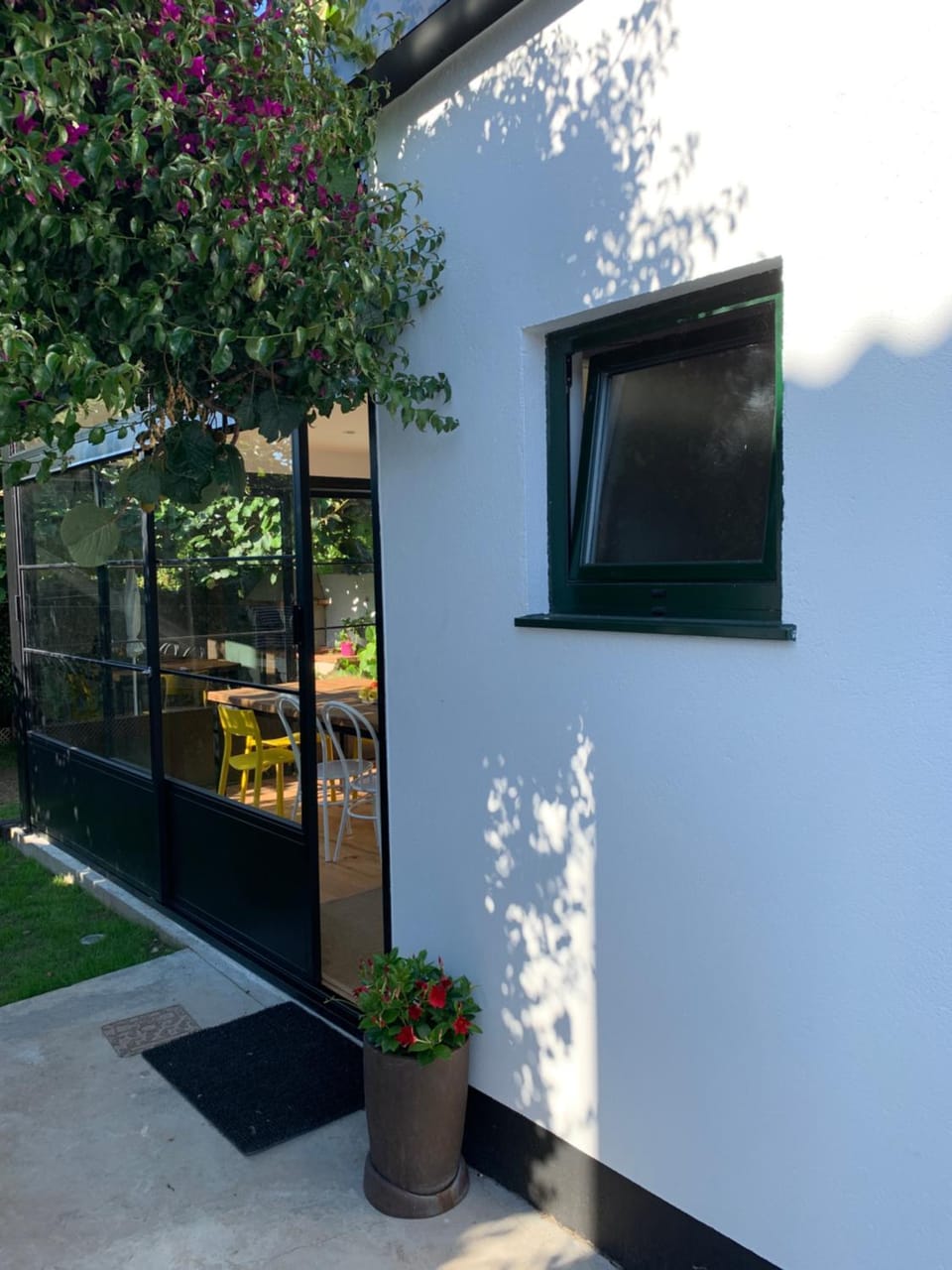 Garden, Breakfast
