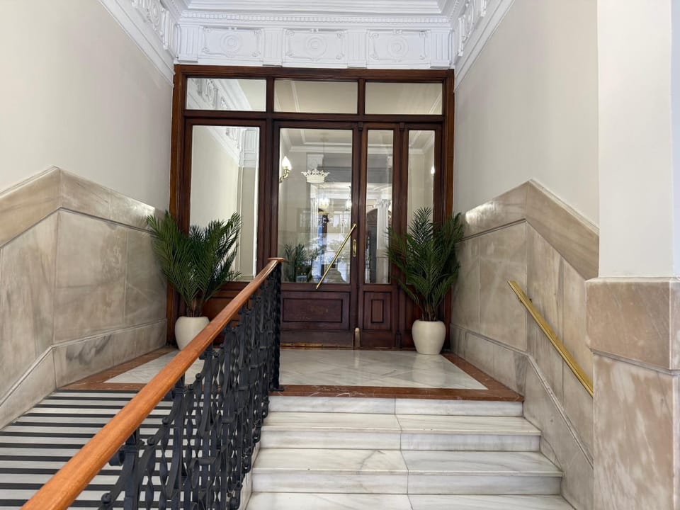 Hostal Splendid - Gran Vía Bed and Breakfast in Centro
