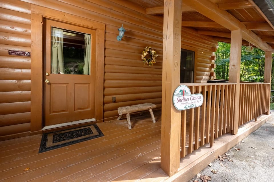 Shellie's Chateau Chalet in Sevier County