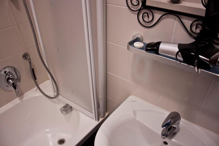 Bathroom, Bath