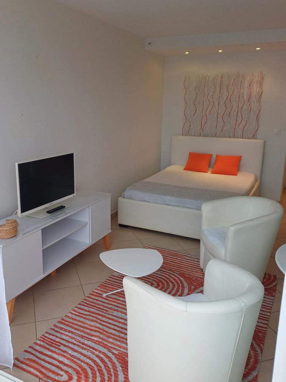 Communal lounge/ TV room
