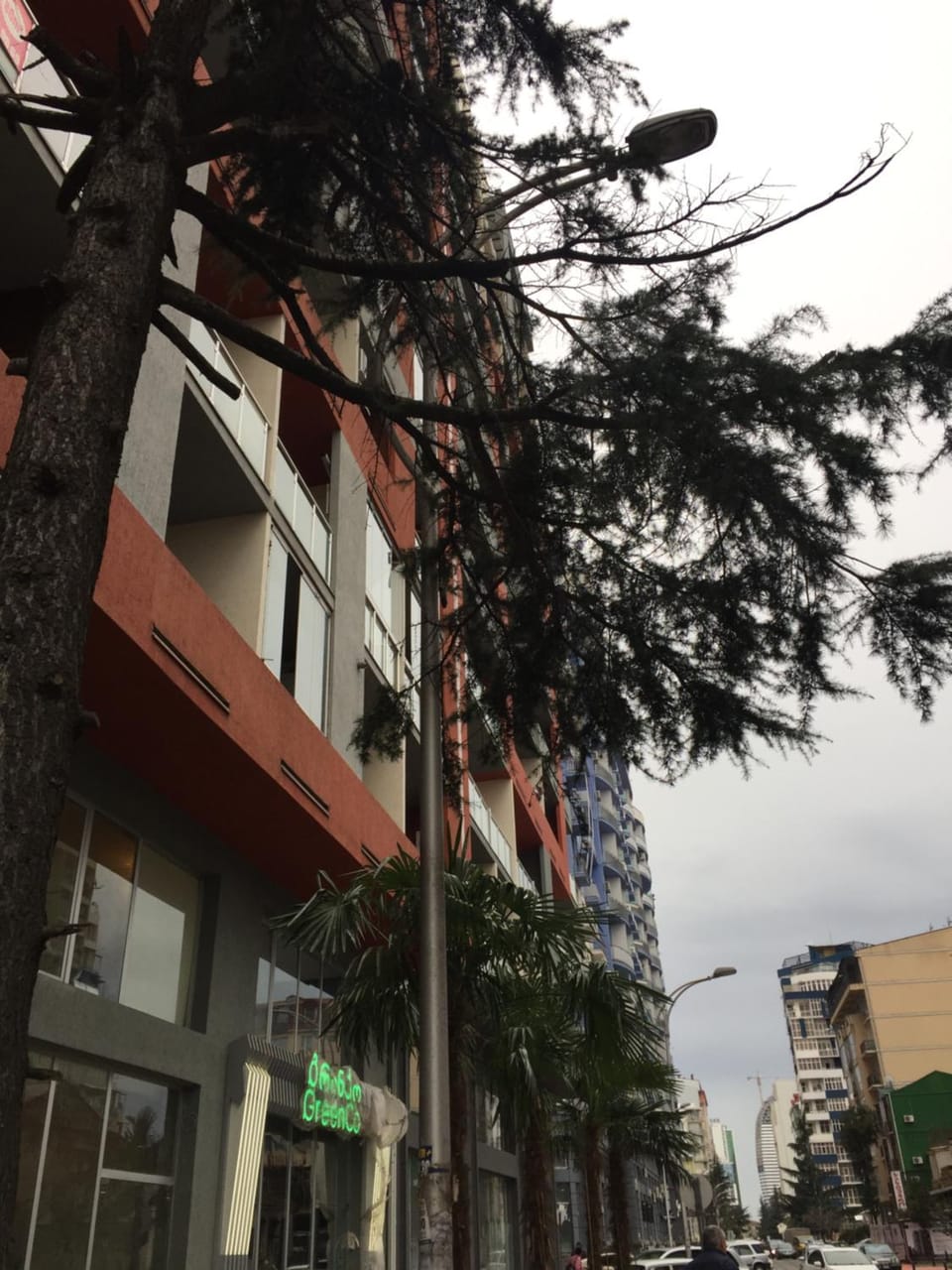 Facade/entrance