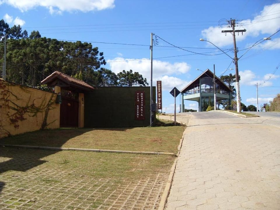 Facade/entrance, Parking