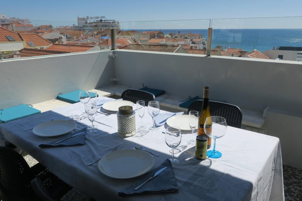 Blue Bay Beach Apartment Apartment in Sesimbra