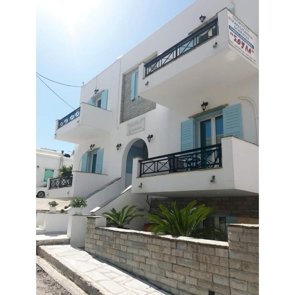 Soula Rooms Tinos Apartment hotel in Decentralized Administration of the Aegean