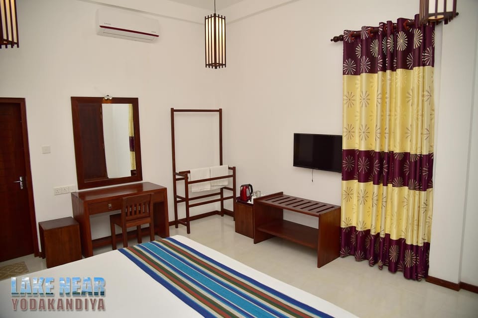 TV and multimedia, Bedroom, air conditioner