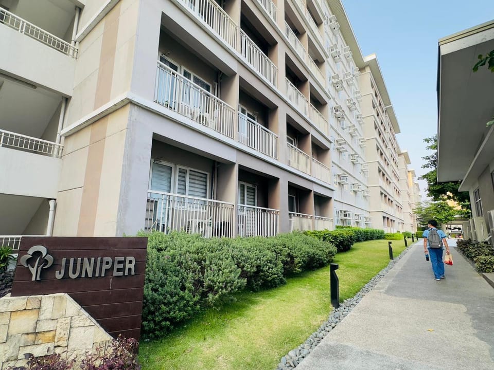 Trees Residences - Tower 11 1BR with Balcony Apartment in Quezon City
