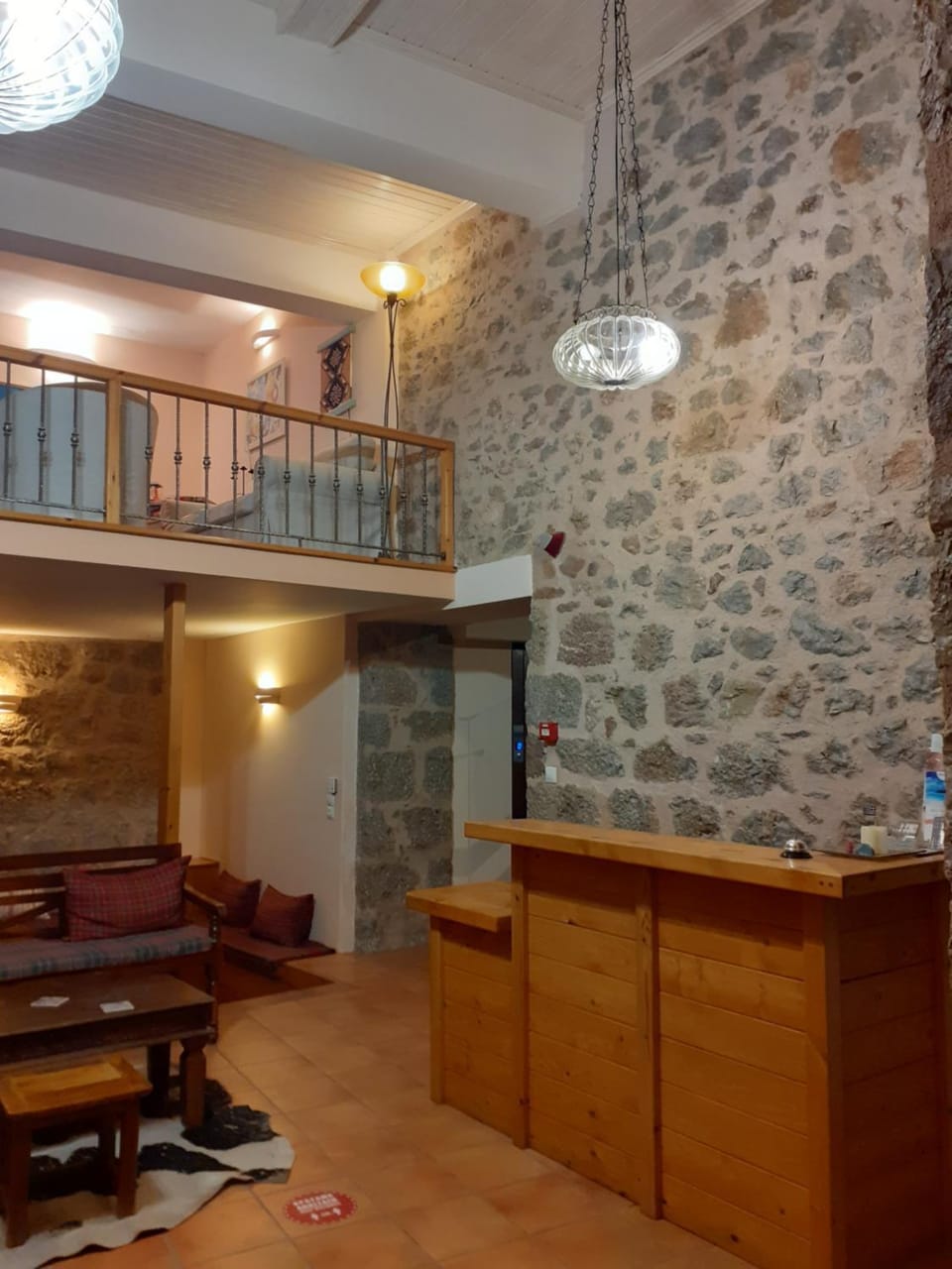 Communal lounge/ TV room