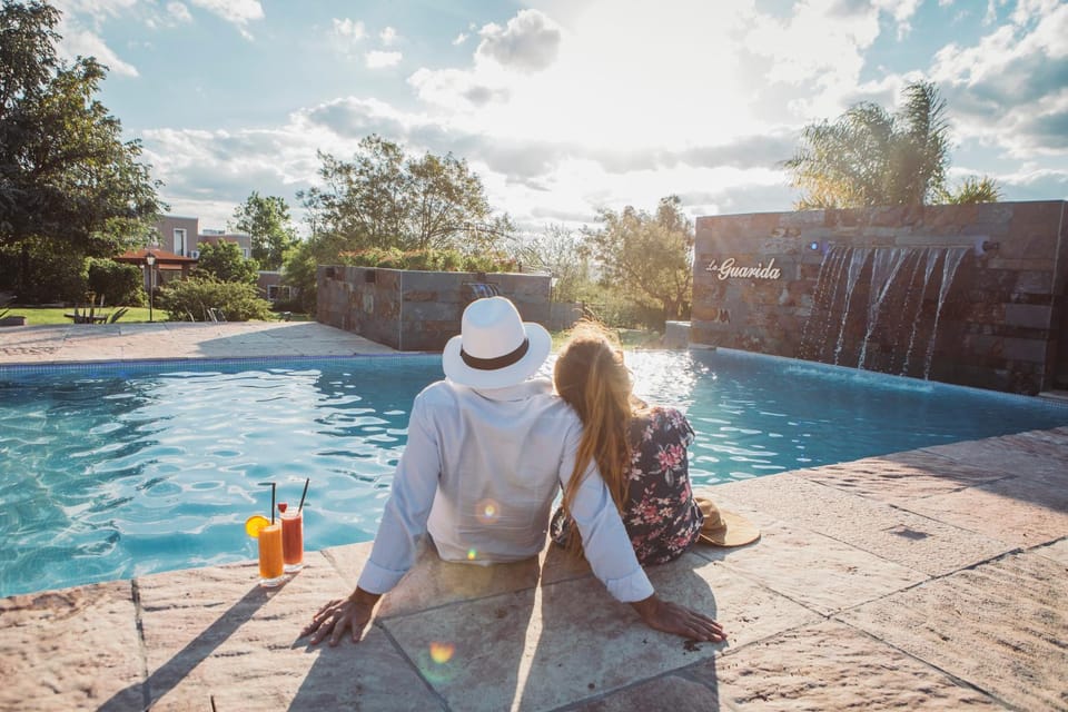 Day, Natural landscape, Guests, Pool view, Swimming pool, sunbed