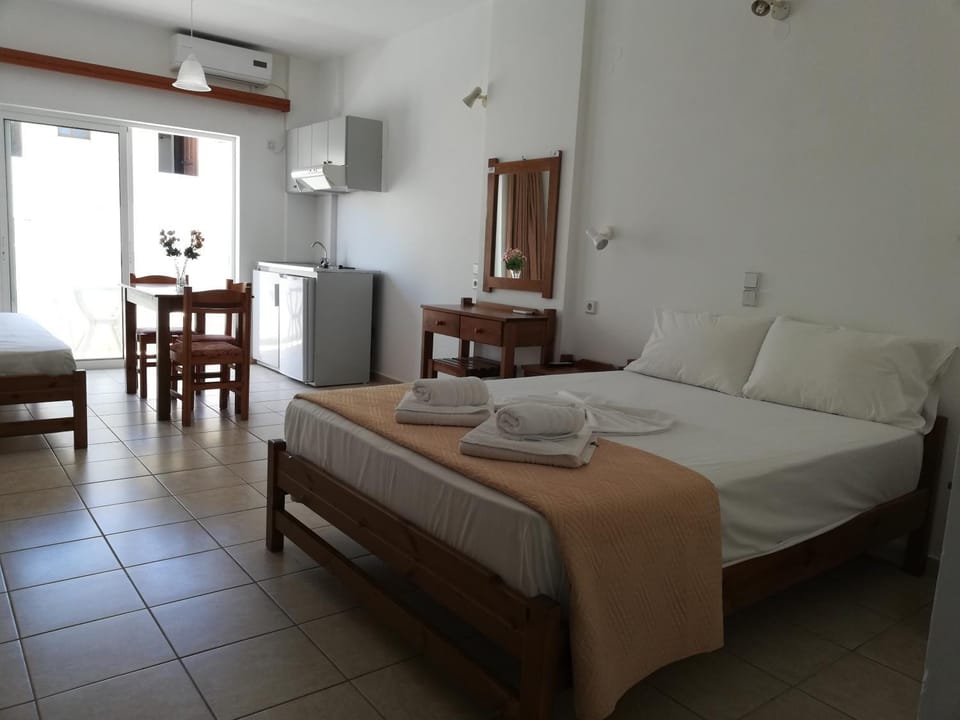 Bed, Photo of the whole room