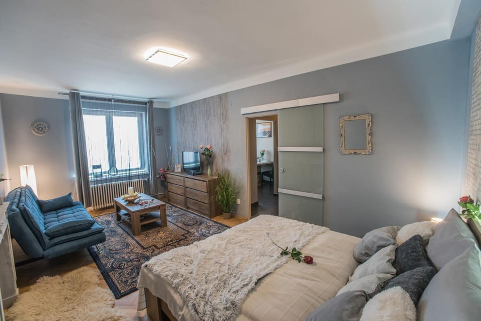 Jewellery box on the riverside Apartment in Budapest