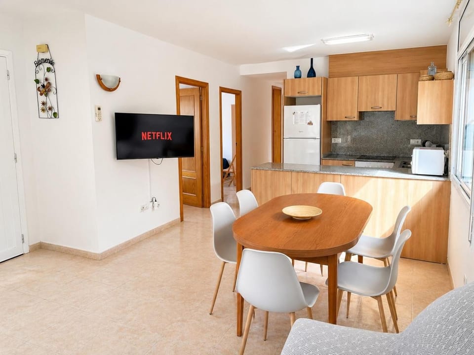 Casa Marga - " Pet friendly - Piscina Privada - Playa - BBQ - Parking - Delta de l'Ebre - Riumar" House in Montsià